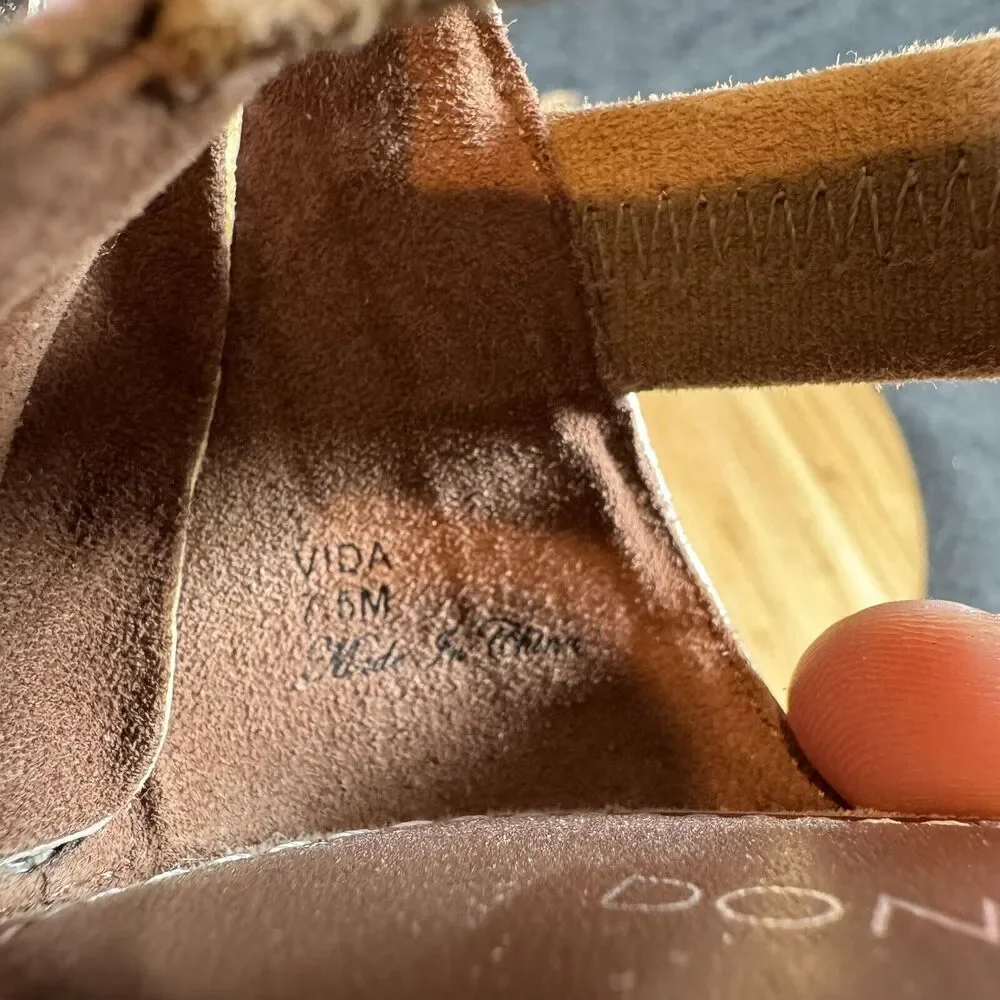 S Donald J Pliner Vida Cross Strap‎ Suede Leather Tan Sandals Heels Size 7.5